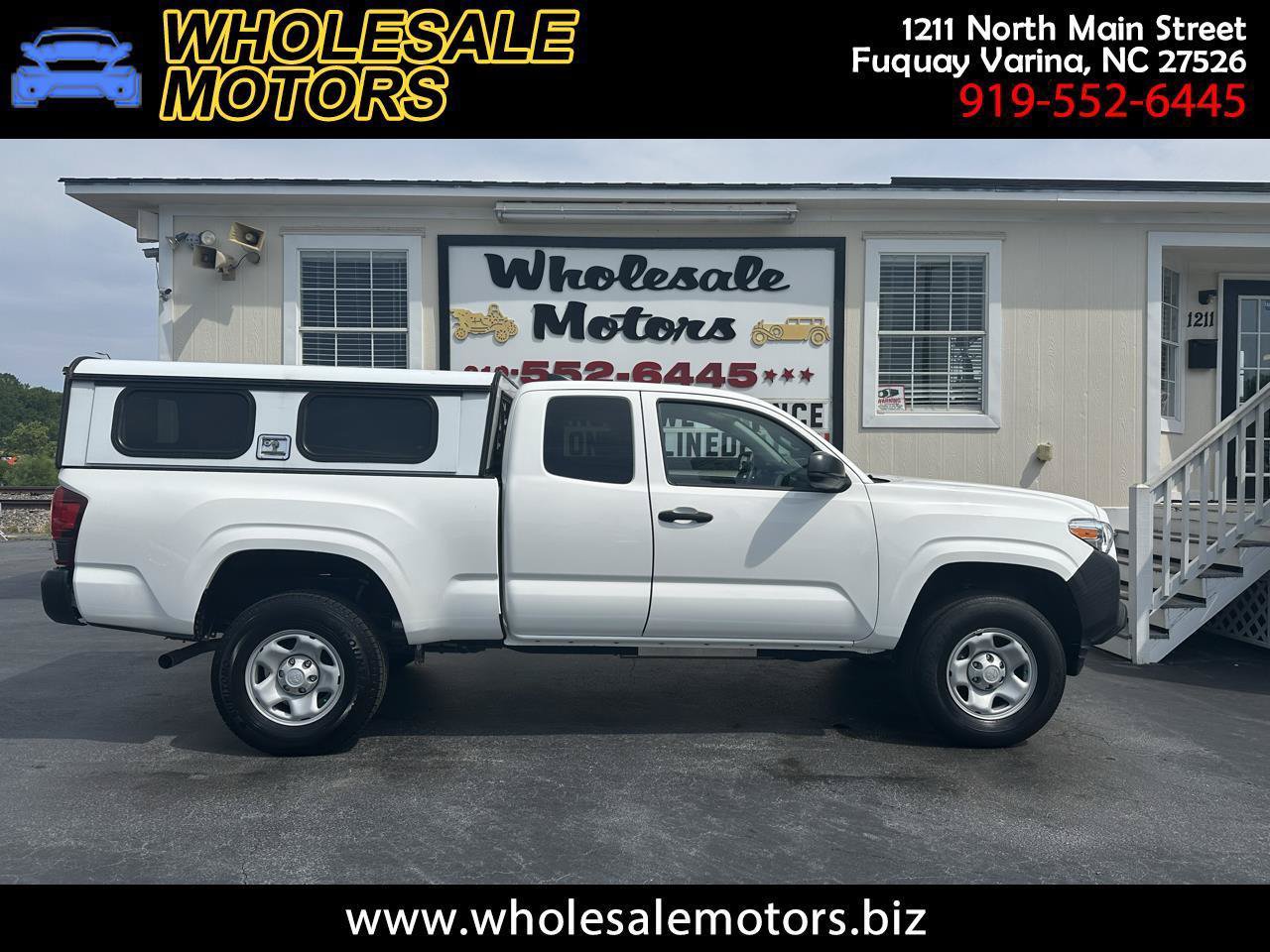 Used 2022 Toyota Tacoma SR RWD image 1