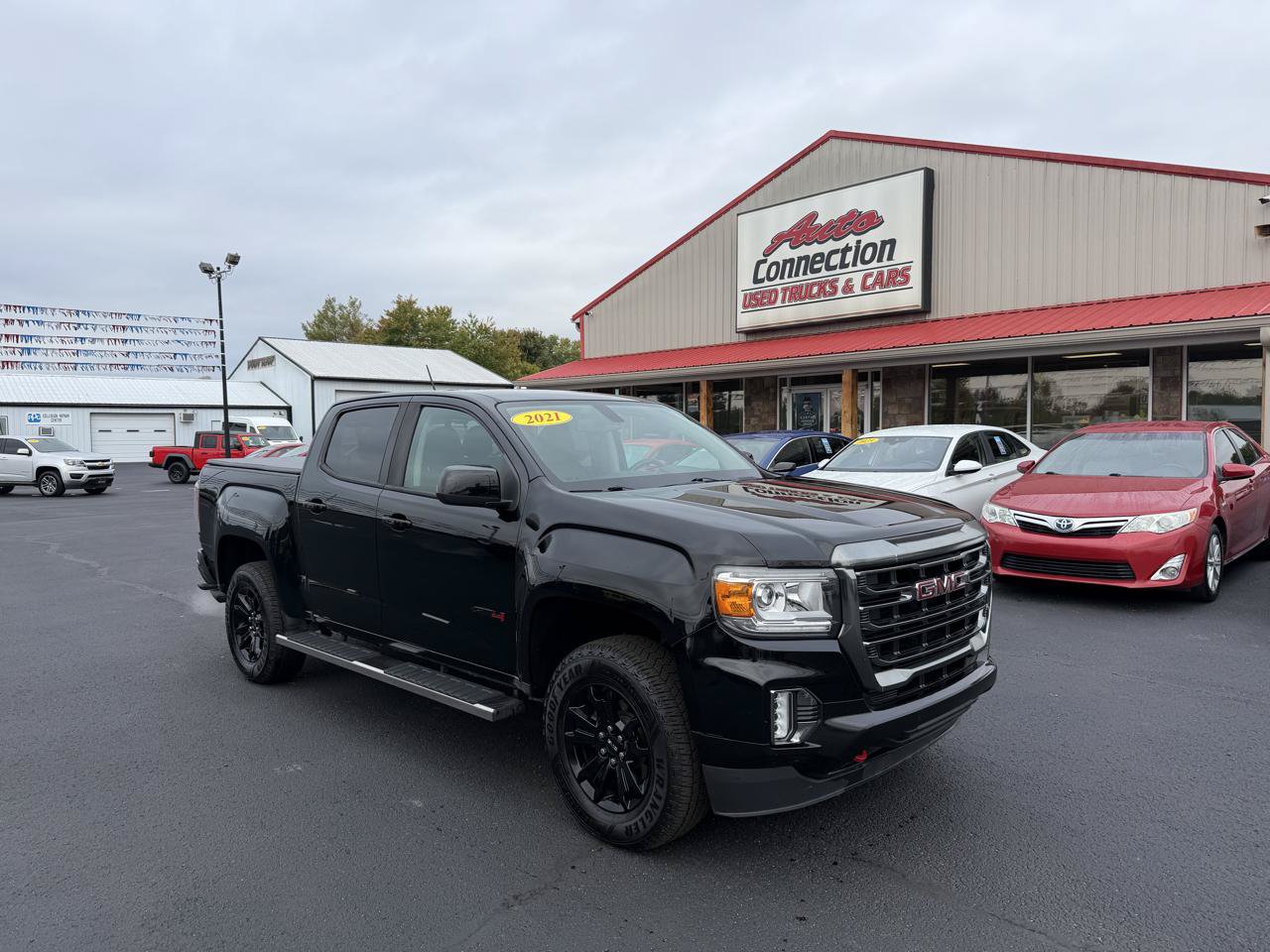 Used 2021 GMC Canyon AT4 AWD/4WD image 1