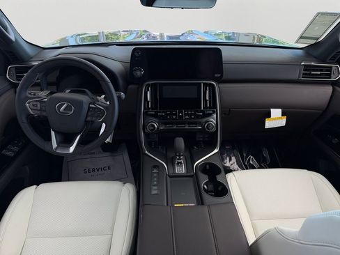 New 2026 Lexus LX 700h Luxury AWD/4WD image 13