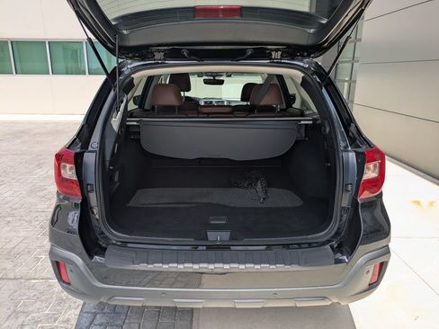 Used 2019 Subaru Outback 2.5i Touring AWD/4WD image 13