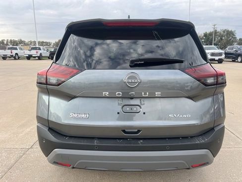 Used 2023 Nissan Rogue SV image 5