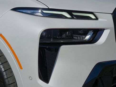 New 2026 BMW X7 xDrive40i w/ M Sport Package image 8