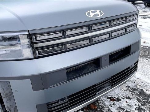 Used 2025 Hyundai Santa Fe Limited image 31