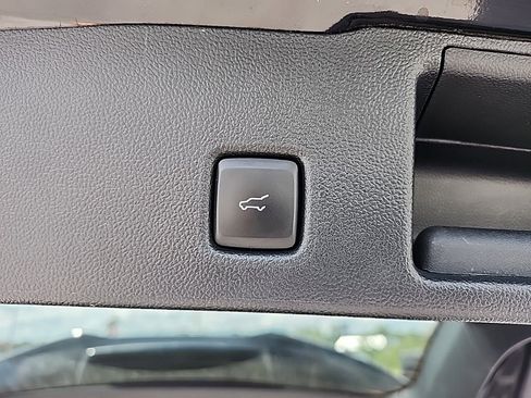 Used 2023 Ford Escape ST-Line image 17