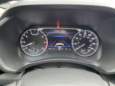 Used 2025 Nissan Sentra SV FWD image 20