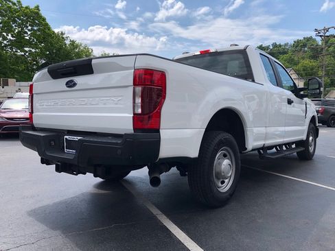 Used 2022 Ford F250 XL w/ Power Equipment Group RWD image 6