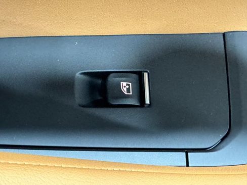 New 2026 BMW X6 M60i image 24