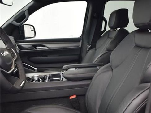 New 2026 Jeep Grand Wagoneer L Grand Wagoneer L Sport Utility w/ HD Trailer Tow Package image 7