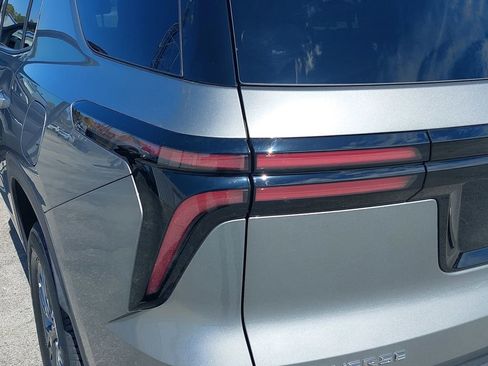 Used 2024 Chevrolet Traverse LT w/ Trailering Package image 30