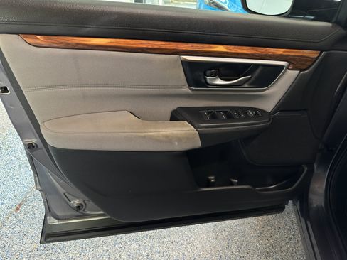 Used 2022 Honda CR-V EX image 25