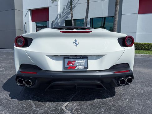 Used 2020 Ferrari Portofino image 17