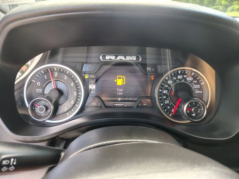Certified 2025 RAM 1500 Big Horn AWD/4WD image 26