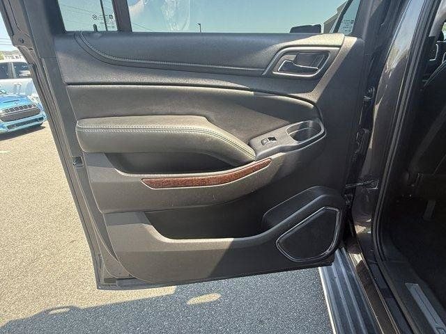 Used 2017 GMC Yukon XL SLT w/ Premium Edition RWD image 19