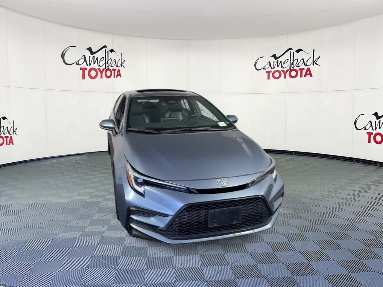 Used 2024 Toyota Corolla XSE FWD image 6