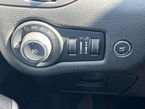 Certified 2022 Jeep Cherokee Limited image 20