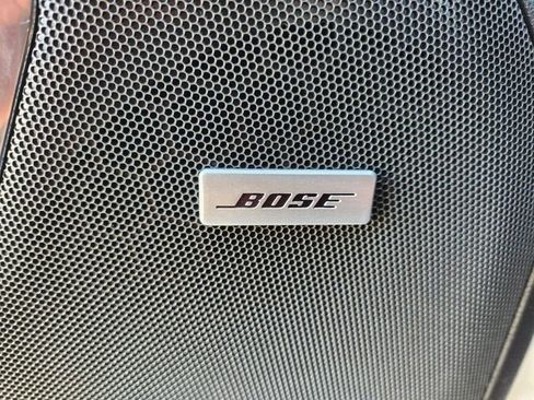 Used 2023 Chevrolet Suburban Premier w/ Advanced Technology Package image 32