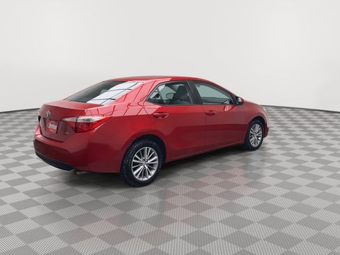 Used 2015 Toyota Corolla LE image 28