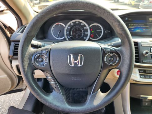 Used 2015 Honda Accord EX image 8