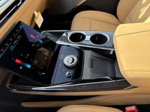 New 2025 Cadillac Escalade IQ Luxury 2 image 9