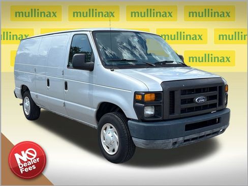 Used 2011 Ford E-150 and Econoline 150 w/ Commercial Cargo Van Pkg RWD image 1
