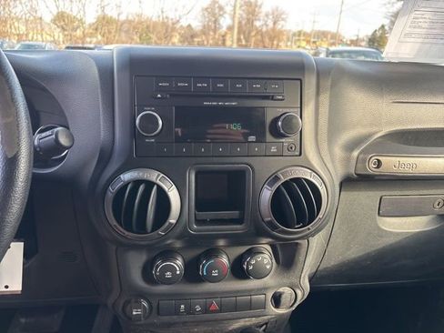 Used 2012 Jeep Wrangler Sport AWD/4WD image 15