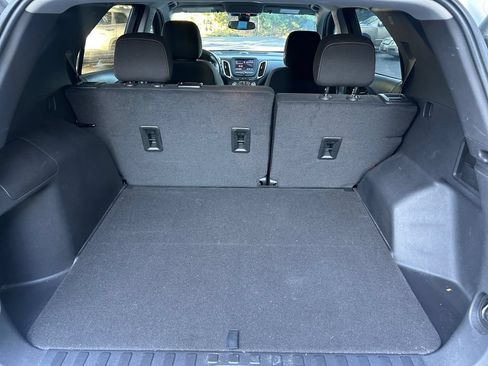 Used 2023 Chevrolet Equinox LT FWD image 17