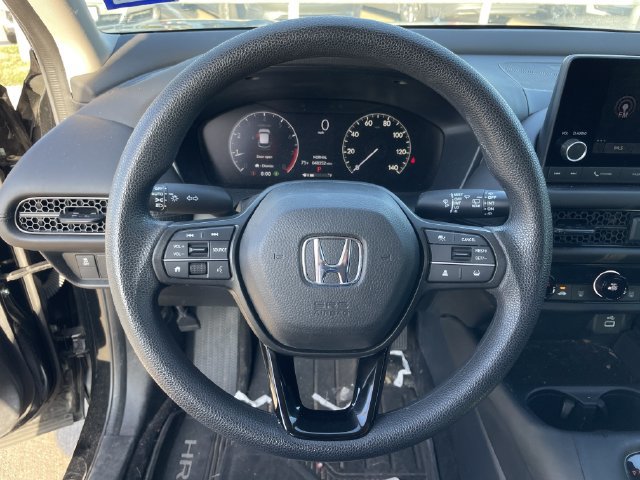 Used 2024 Honda HR-V LX image 10