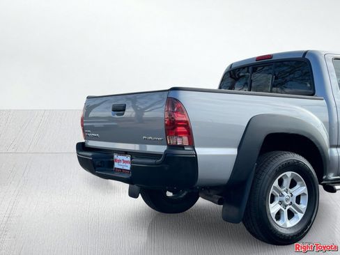 Used 2015 Toyota Tacoma PreRunner w/ Convenience Package RWD image 11