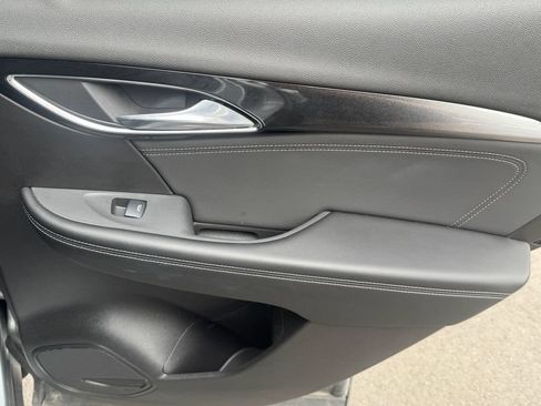 Used 2024 Buick Envision Preferred AWD/4WD image 33