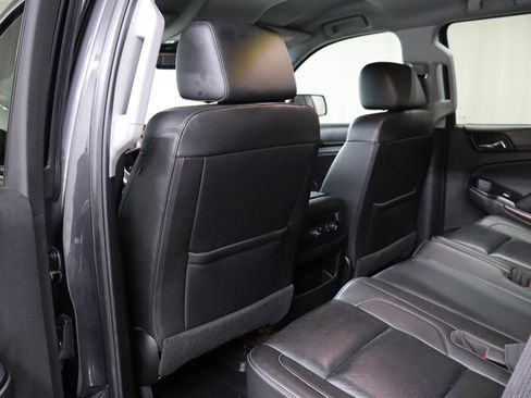 Used 2017 GMC Yukon SLT AWD/4WD image 26