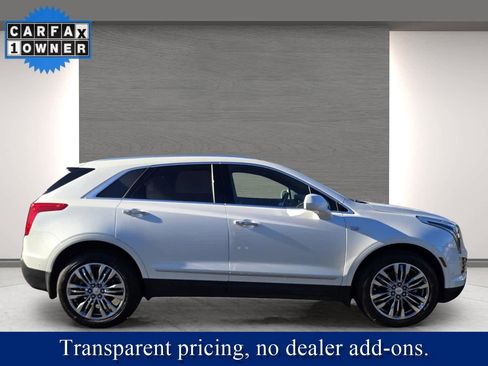 Used 2018 Cadillac XT5 Premium Luxury w/ Driver Assist Package image 4