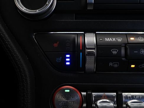 Used 2019 Ford Mustang GT Premium RWD image 28