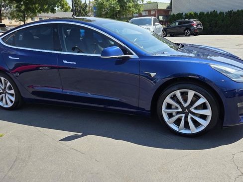 Used 2018 Tesla Model 3 Long Range RWD image 6
