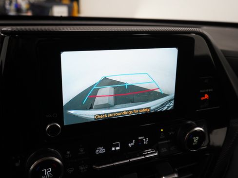 Used 2025 Toyota Highlander XSE AWD/4WD image 26