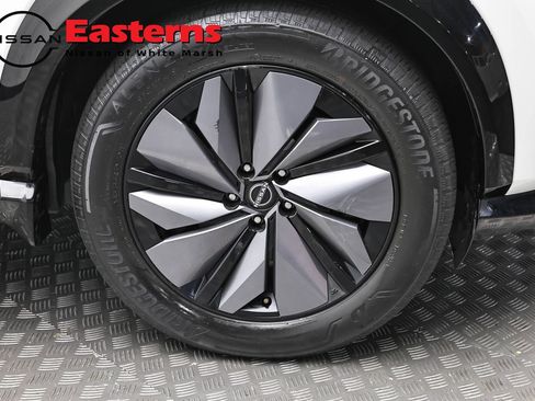 Used 2024 Nissan Ariya AWD image 30