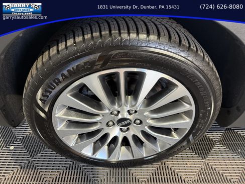 Used 2017 Lincoln MKC Reserve w/ Lincoln MKC Climate Package AWD/4WD image 9