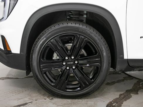 Used 2026 GMC Acadia Elevation w/ Black Edition AWD/4WD image 30