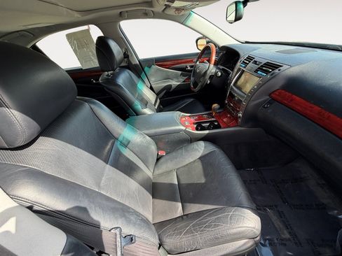 Used 2008 Lexus LS 460 RWD image 16