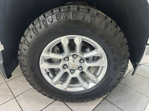 Certified 2022 Chevrolet Silverado 1500 W/T w/ WT Value Package image 17