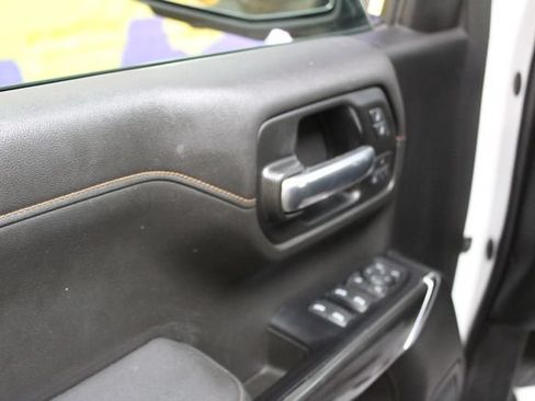 Used 2019 GMC Sierra 1500 AT4 w/ Technology Package AWD/4WD image 14