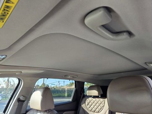 Used 2022 Hyundai Santa Fe SEL Premium w/ Cargo Package image 10