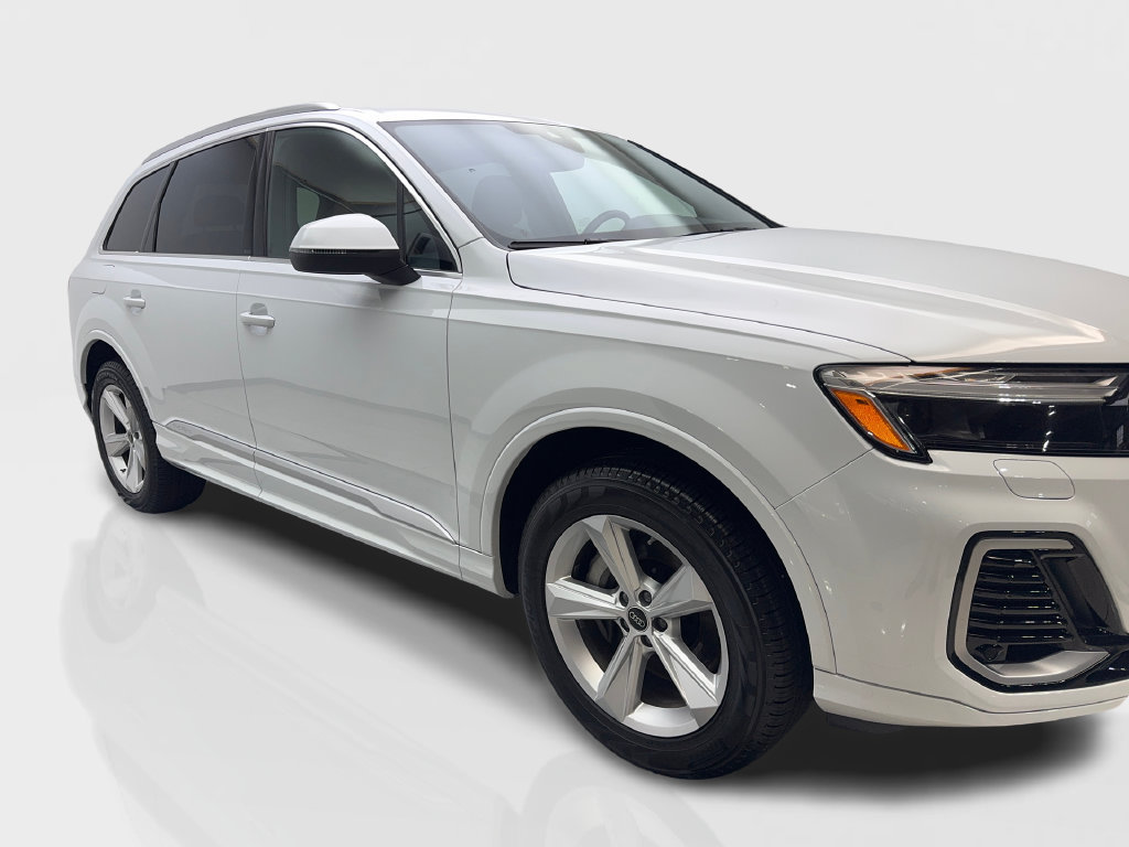 Used 2025 Audi Q7 2.0T Premium AWD/4WD image 14