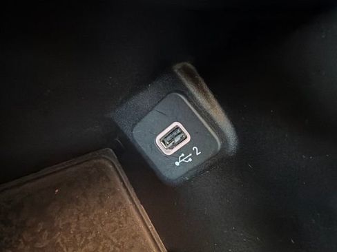 Used 2023 Jeep Wrangler Unlimited Sport AWD/4WD image 39