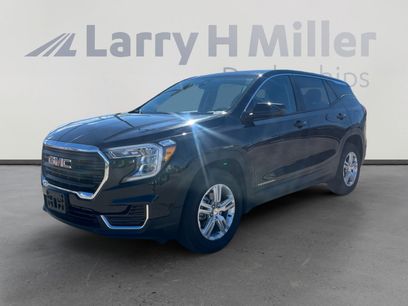 Used 2024 GMC Terrain SLE