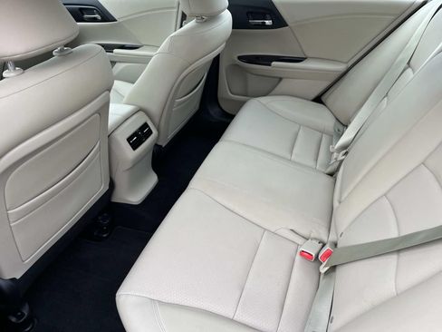 Used 2013 Honda Accord EX-L image 18