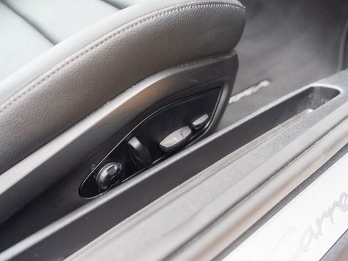 Certified 2025 Porsche 911 Carrera T image 32