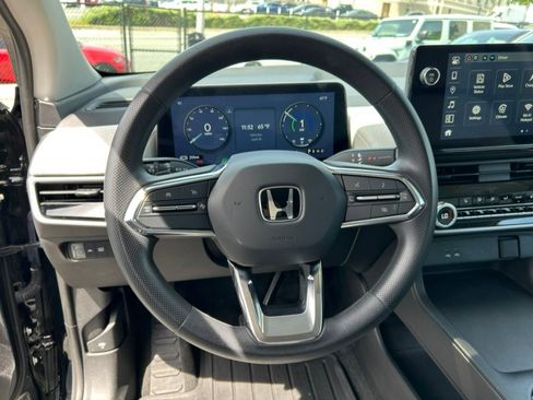 Used 2024 Honda Prologue EX image 24