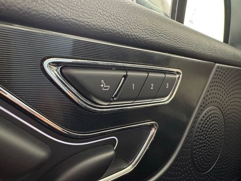 Used 2025 Lincoln Corsair Grand Touring image 26