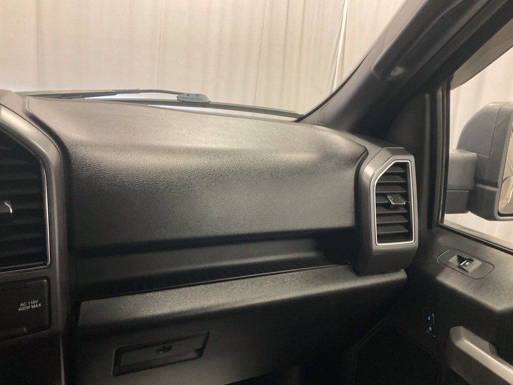 Used 2018 Ford F150 XLT w/ Equipment Group 302A Luxury AWD/4WD image 28