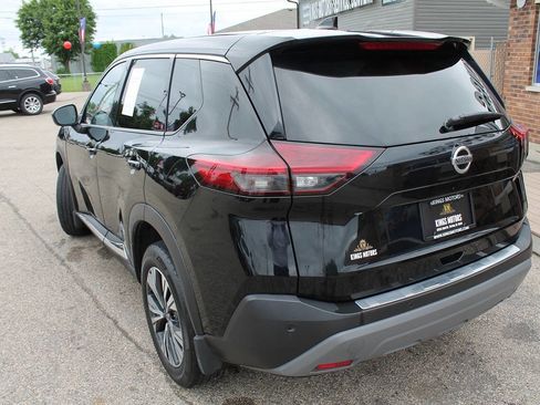 Used 2021 Nissan Rogue SV AWD/4WD image 3